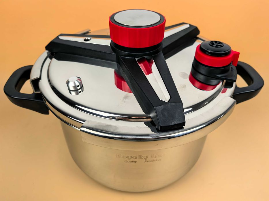 Oala sub presiune 9 litri 22 cm diametru 379 lei