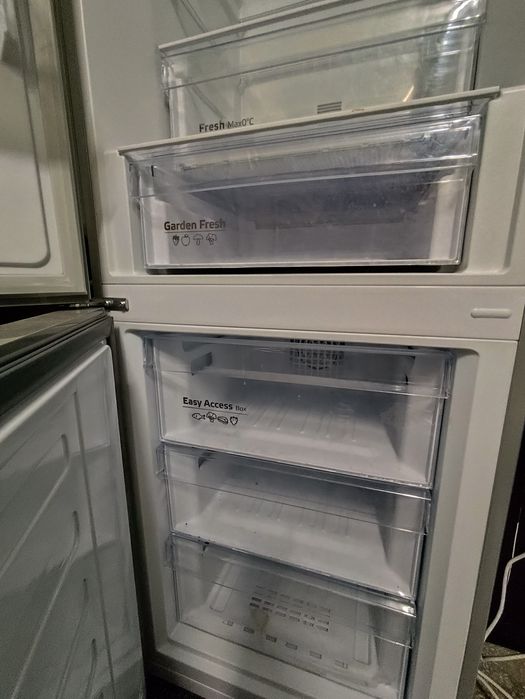 Combina frigorifica Arctic in stare bună