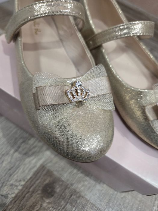 Златисти балеринки Nelli Blu