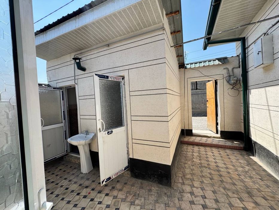 Продается УЗБУМ Баку яшнобад 1 соток 3-х комнатная