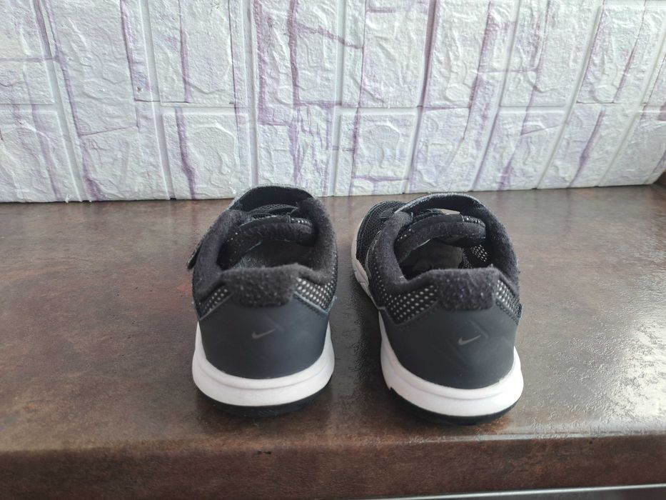 детски маратонки,кецове,спортни обувки Nike,29,5,найк,за момче