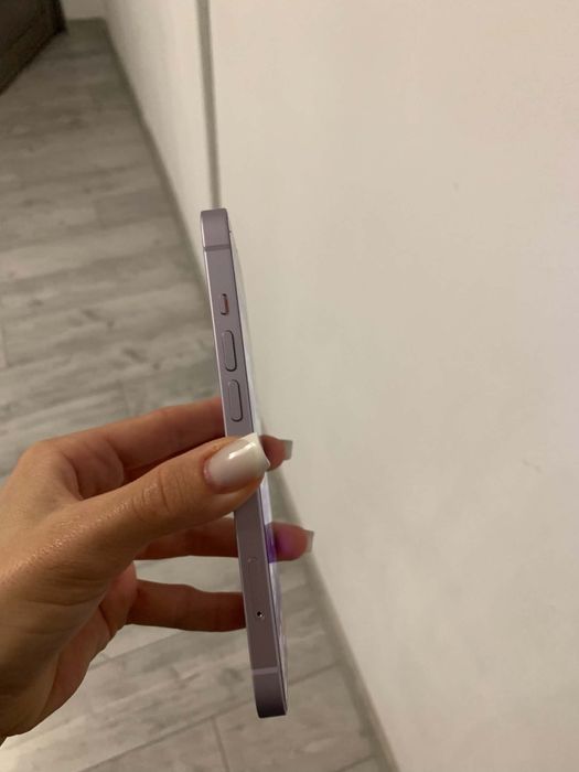 Se vinde iphone 14