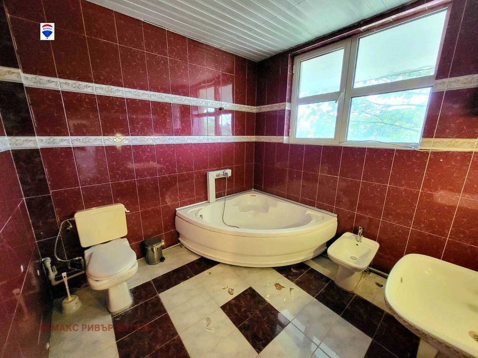 Продава се Къща в с. Иваново, Област Русе - 1200 кв.м за 153 €/кв.м - Снимка #9