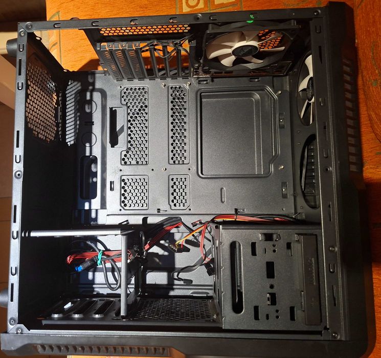 Кутия Zalman Z3 Plus+fans+Power Supplies