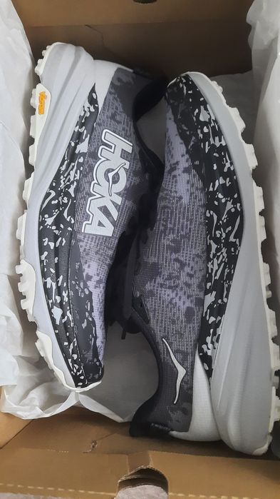 Hoka Speedgoat 6 (Nou) – Mărime 44 2/3 – Gri Antracit