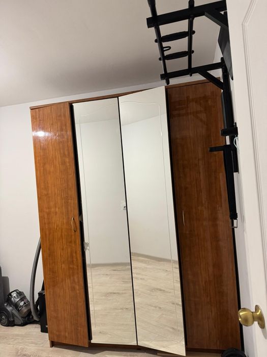 Сдам комнату. Район Встречи.