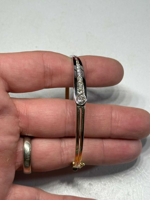BRATARA AUR galben + alb 18K + 12 Diamante = 1.75CT -Model Bangle -21g