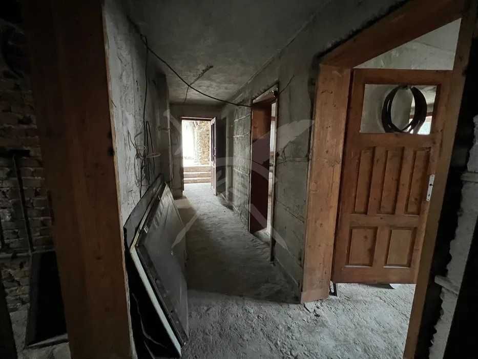 Продава се Къща в Карлово - 218 кв.м за 895 €/кв.м - Снимка #15