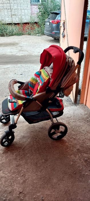 Продам коляску демисезонная!