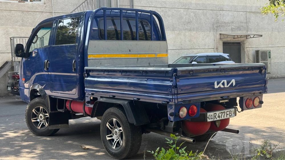 Сотилади Kia bongo 4/4