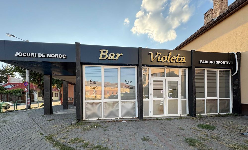 Inchiriez spațiu comercial - zonă centrală