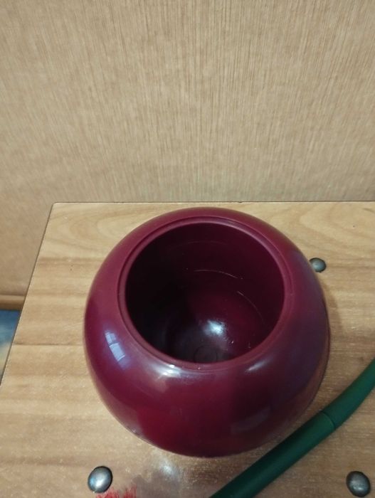 Ершик для унитаза оригинальный.