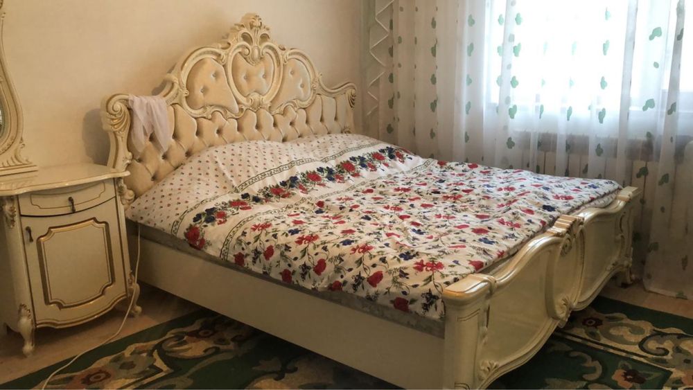 Спальный гарнитур Лорена Россия