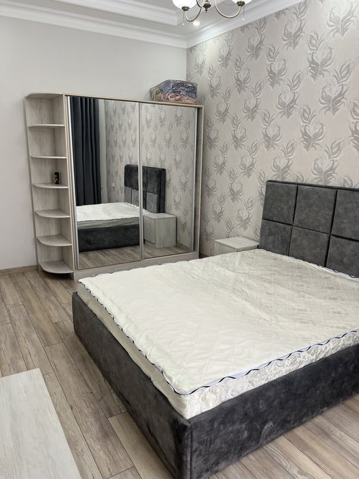 Сдается 3-х квартира с евроремонтом на Ц-15