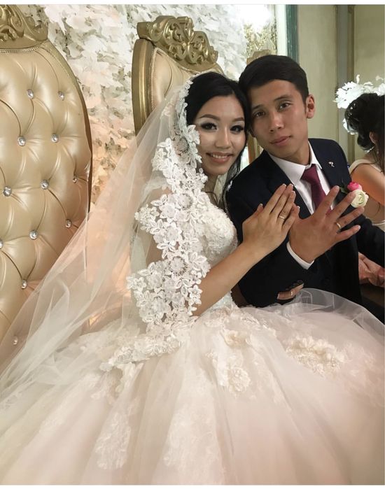 Продам свадбеное Платье