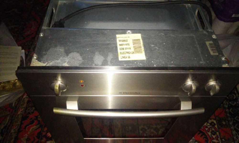 Фурна за вграждане Electrolux