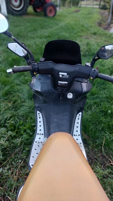 Vand scuter !!DEFECT!! (citiți descrierea)