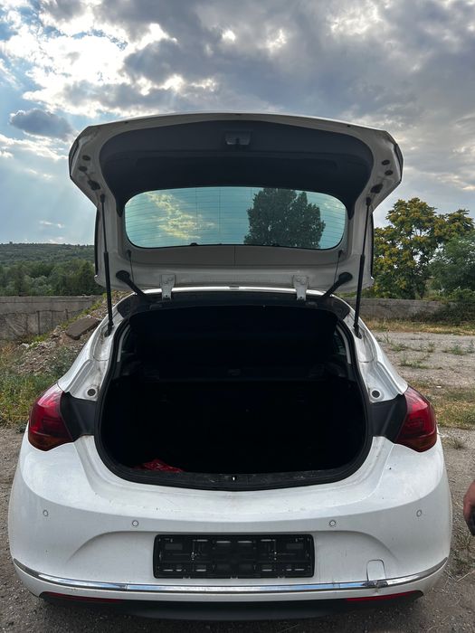 Opel Astra J Lim. 1.7 diesel 110 hp 2012