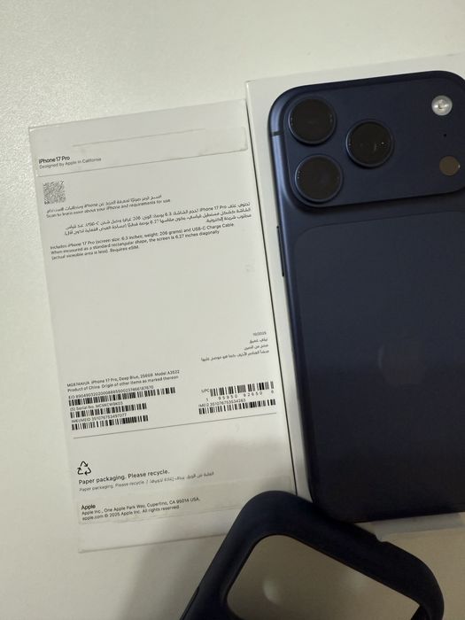 Продам iPhone 17 256 esim