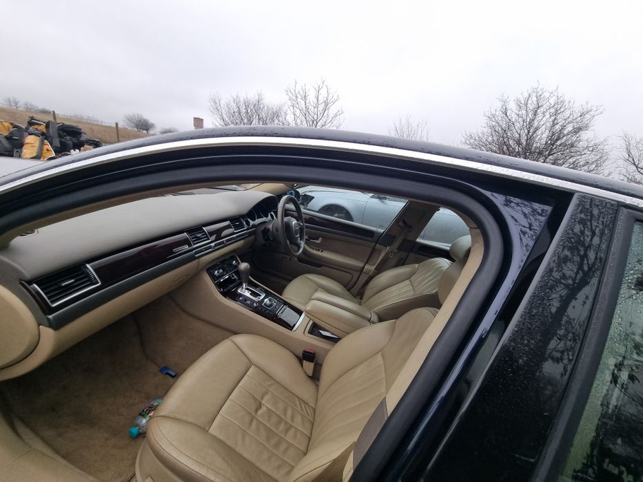 Седалки и салон за Ауди А8 Д3 2006 г