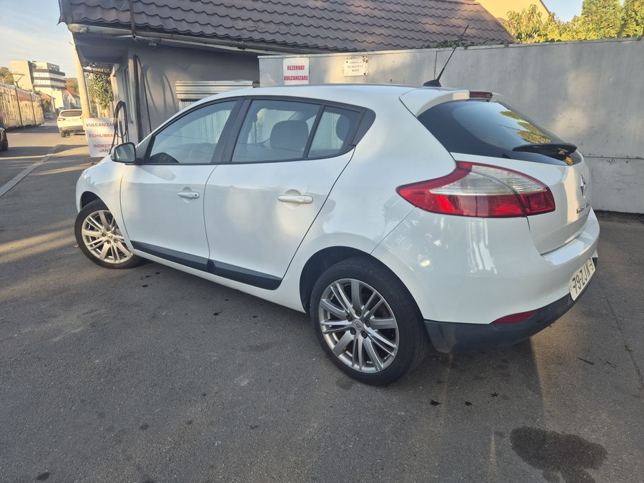 Renault megane hatchback