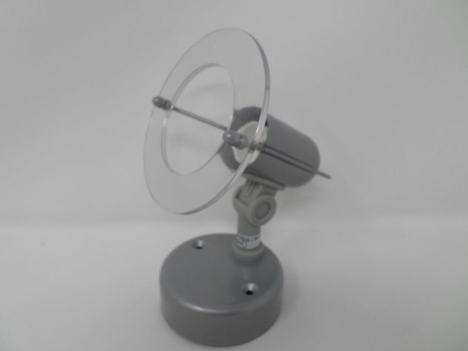 Нов спот за стена