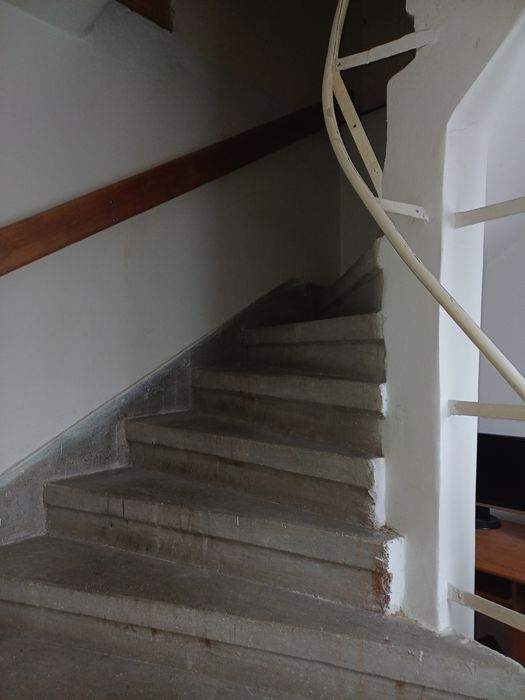 Spatiu( Casa P+E), Central, de vanzare zona Schmith!