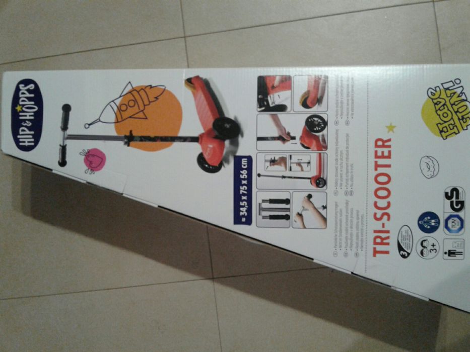 Trotineta cu 3 roti (2 pe fata), inaltime ghidon regl, h65-75cm, noua