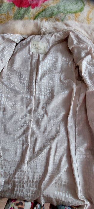 Продам шубу норковую