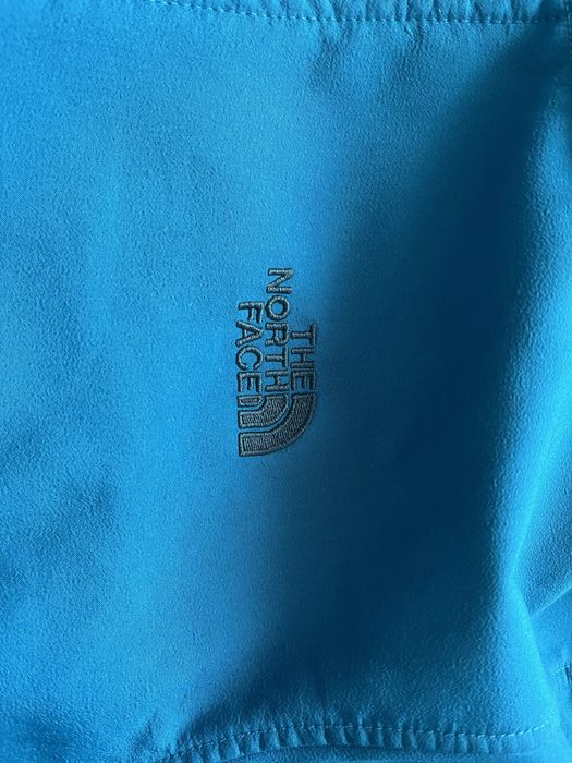 Дамско яке L - W DRYZZLE JACKET BLUE - The Nirta Face