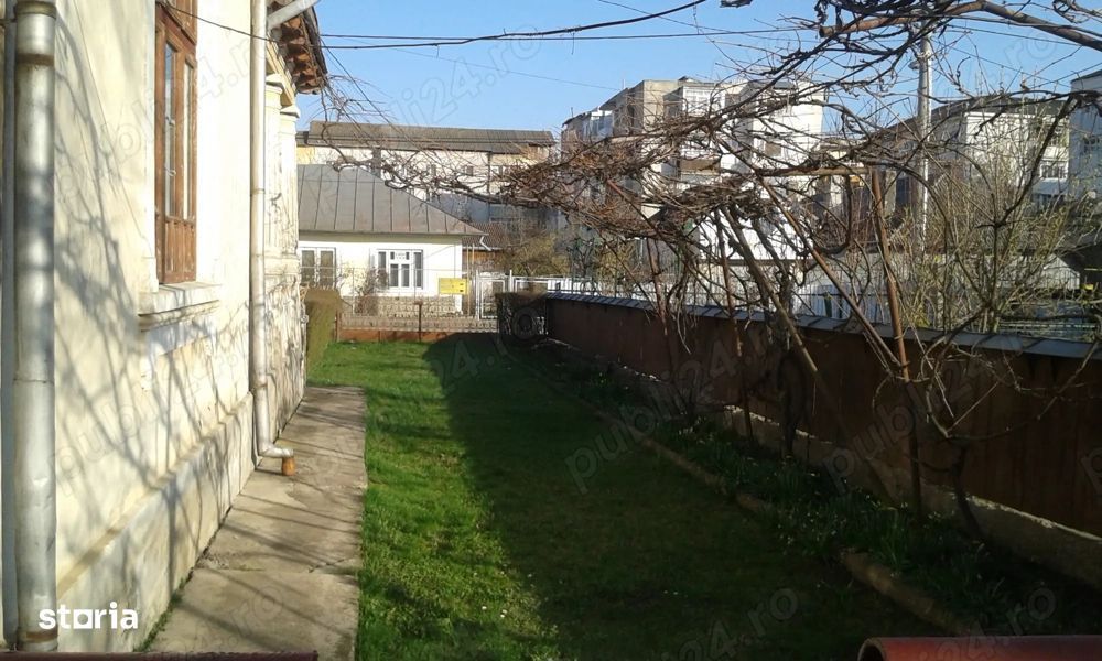 Vand casa in zona centrala  Falticeni