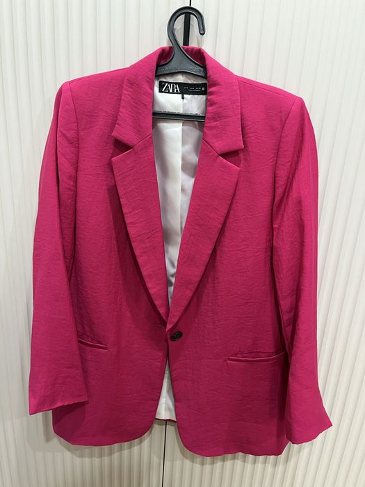 Продам классические жакеты