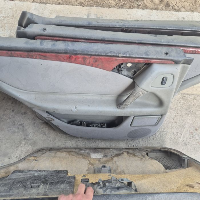 Обшивки салона мерс 210