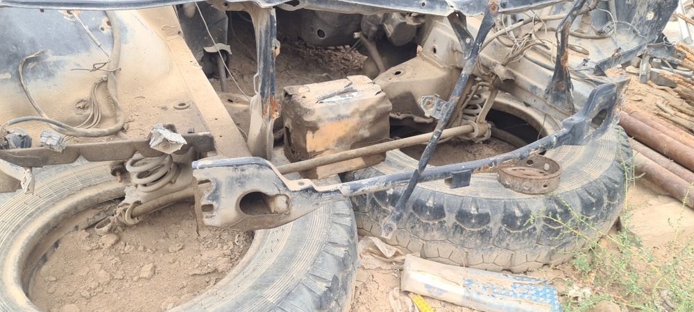 Мерседес бенс 190 х 201 кузов запчатга сотилади