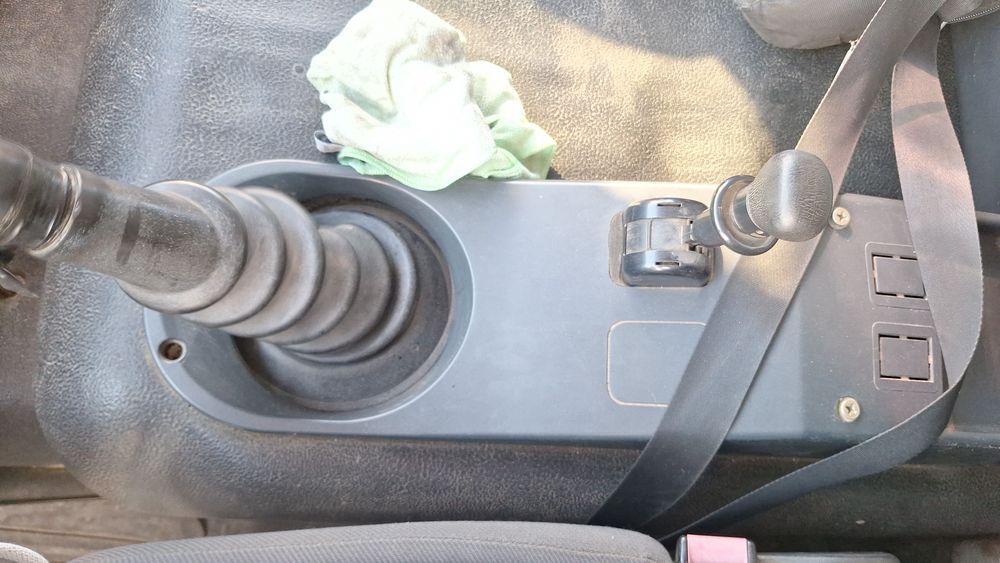 Autocamion basculabila Man