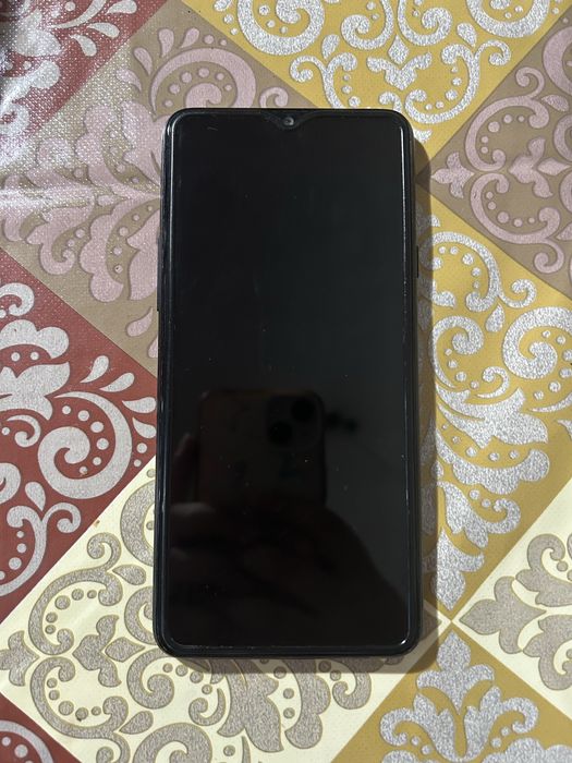 Продам сотовый телефон Samsung Galaxy A20s