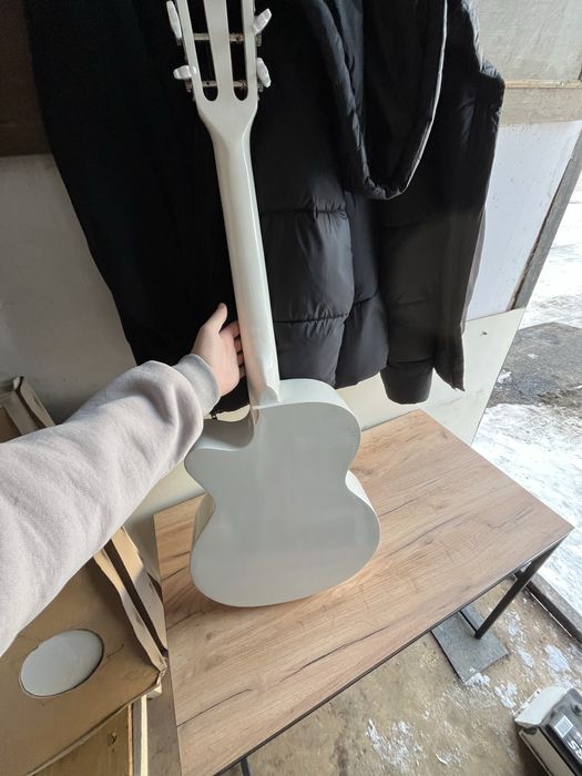 Продам гитару акустическую