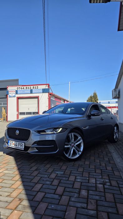 Jaguar Xe 2.0 Benzina