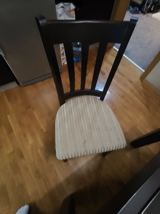 Комплект разтегателна  маса с 6 стола