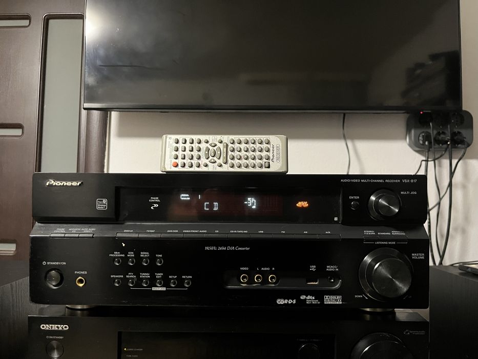 Receiver Pioneer VSX-817 cu telecomana originala