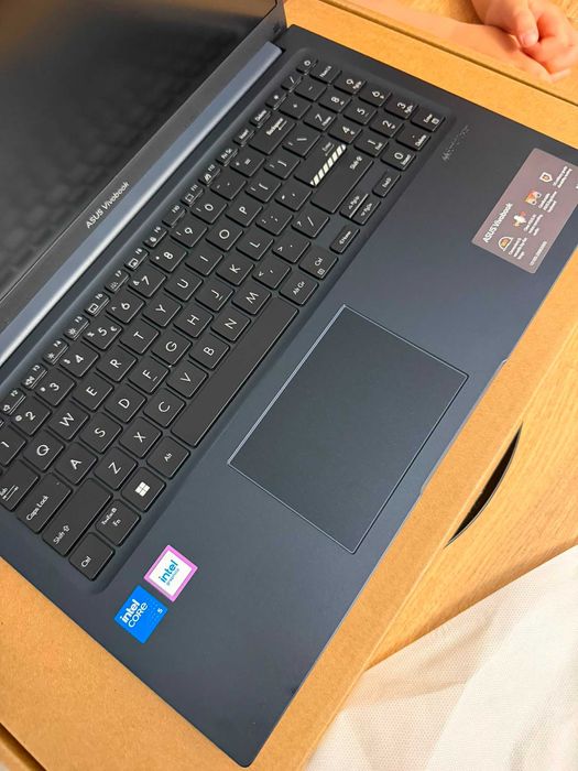 Laptop ASUS Vivobook 15 X1504VA, Intel Core 5 120U pana la 5.0GHz, 15.6'', Full HD, IPS, 16GB DDR5 RAM, 512GB SSD, Intel® Graphics, No OS,  NOU