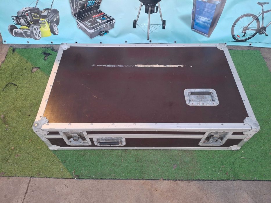 Кейс за аудио техника