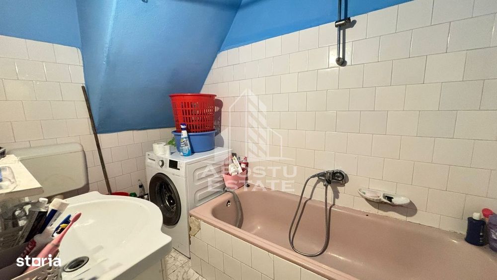 Apartament cu 2 camere de vanzare la curte comuna,Iosefin,Timisoara — fotografia 3