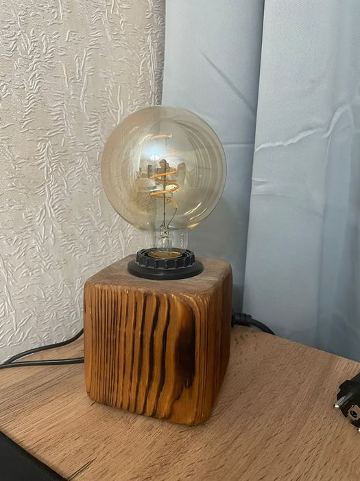 Лампа интерьерная