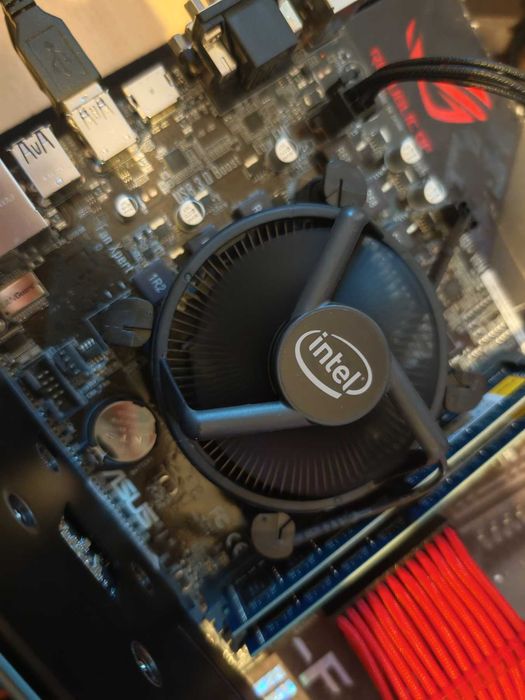 Intel i7-6700K 4.2GHz + ASUS H110M-A D3 Дънна платка  + 16GB DDR3 RAM 1600Mhz