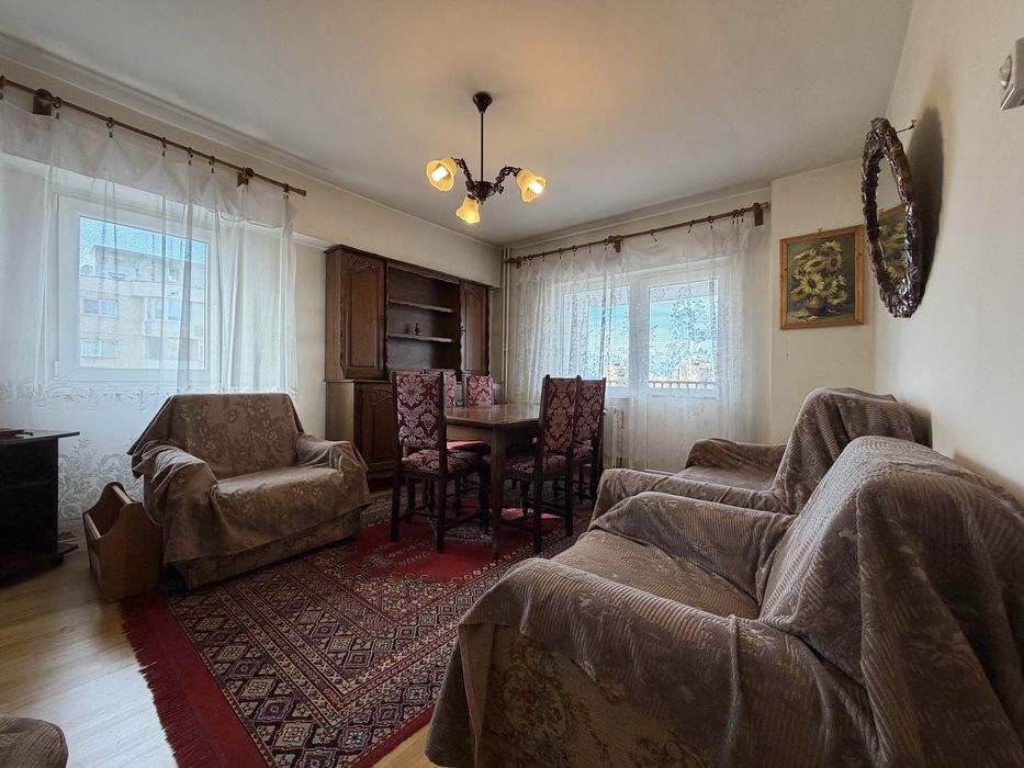 Apartament 3 camere, de inchiriat, langa Colina Universitatii