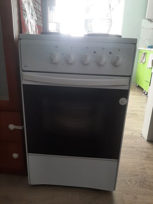 Электроплита бу продаётся