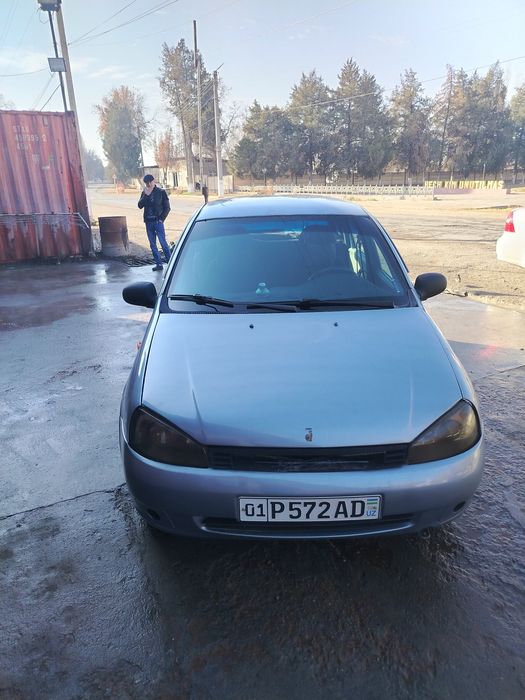 Срочно продаю машину