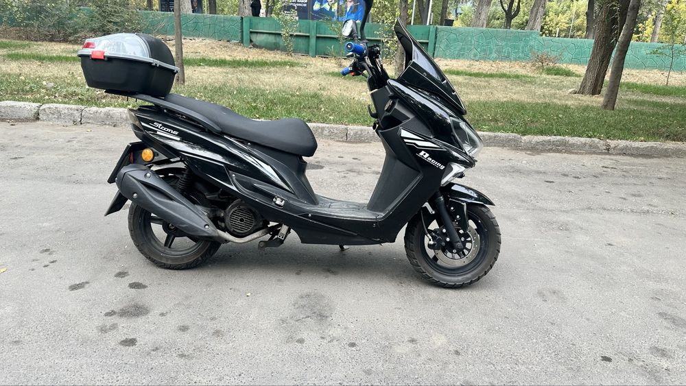 Продам мопед макси