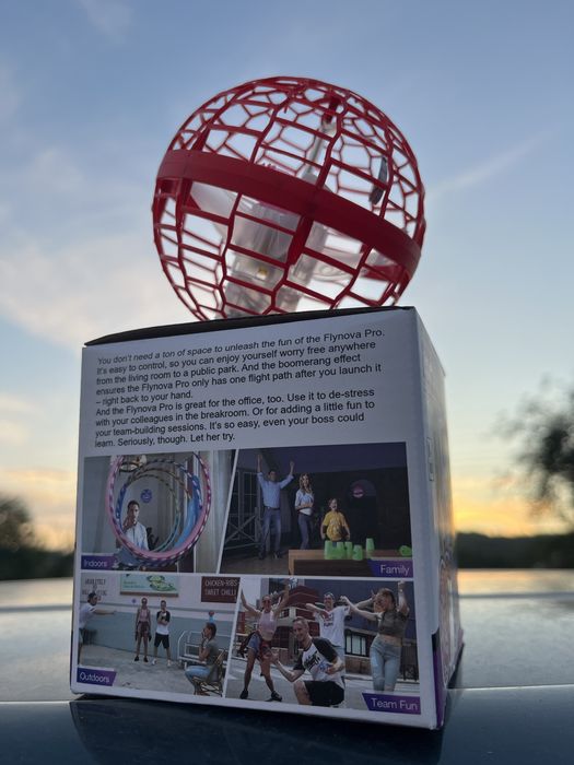 Minge Zburatoare Led Tip Drona Flynova Pro Incarcare cu Usb